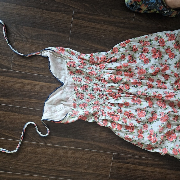 Hollister mini halter dress - Picture 3 of 4